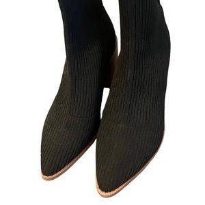 STEVEN by Steve Madden Sock Booties Size 9